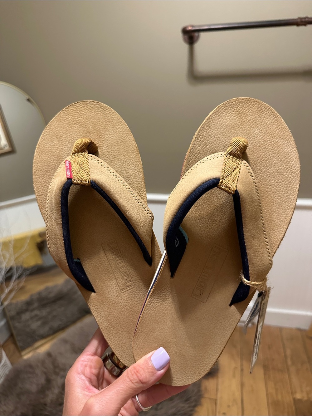 hari mari men’s tan flip flops